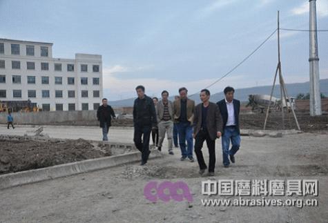 2011秋季全國磨料磨具行業信息交流會工廠考察系列報道之三——參觀青海貴強集團公司