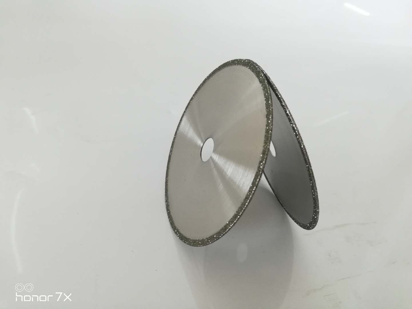 0.5厚基體超薄金剛石切割片 金剛石切割片 可定制 可定制精度 價(jià)格面議 起訂量不限
