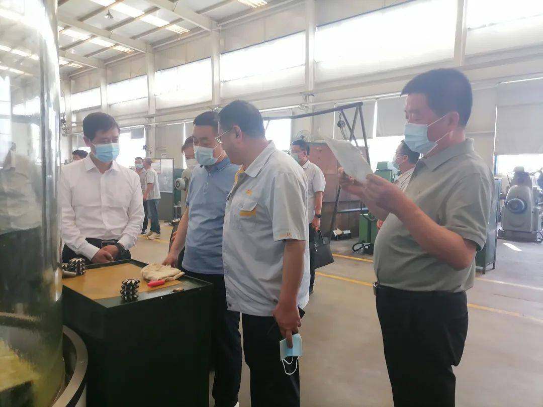 寶雞市政協(xié)來鳳調研數控機床產業(yè)發(fā)展情況 