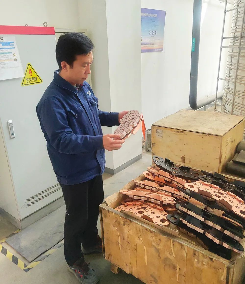 山東鐵投劉建剛：高速動(dòng)車制動(dòng)閘片研發(fā)者