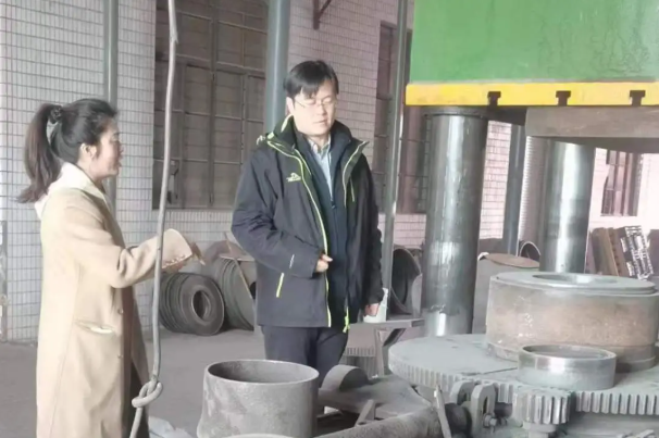 陳沈萍：砂輪砥礪創新局，匠心磨礪潮頭立